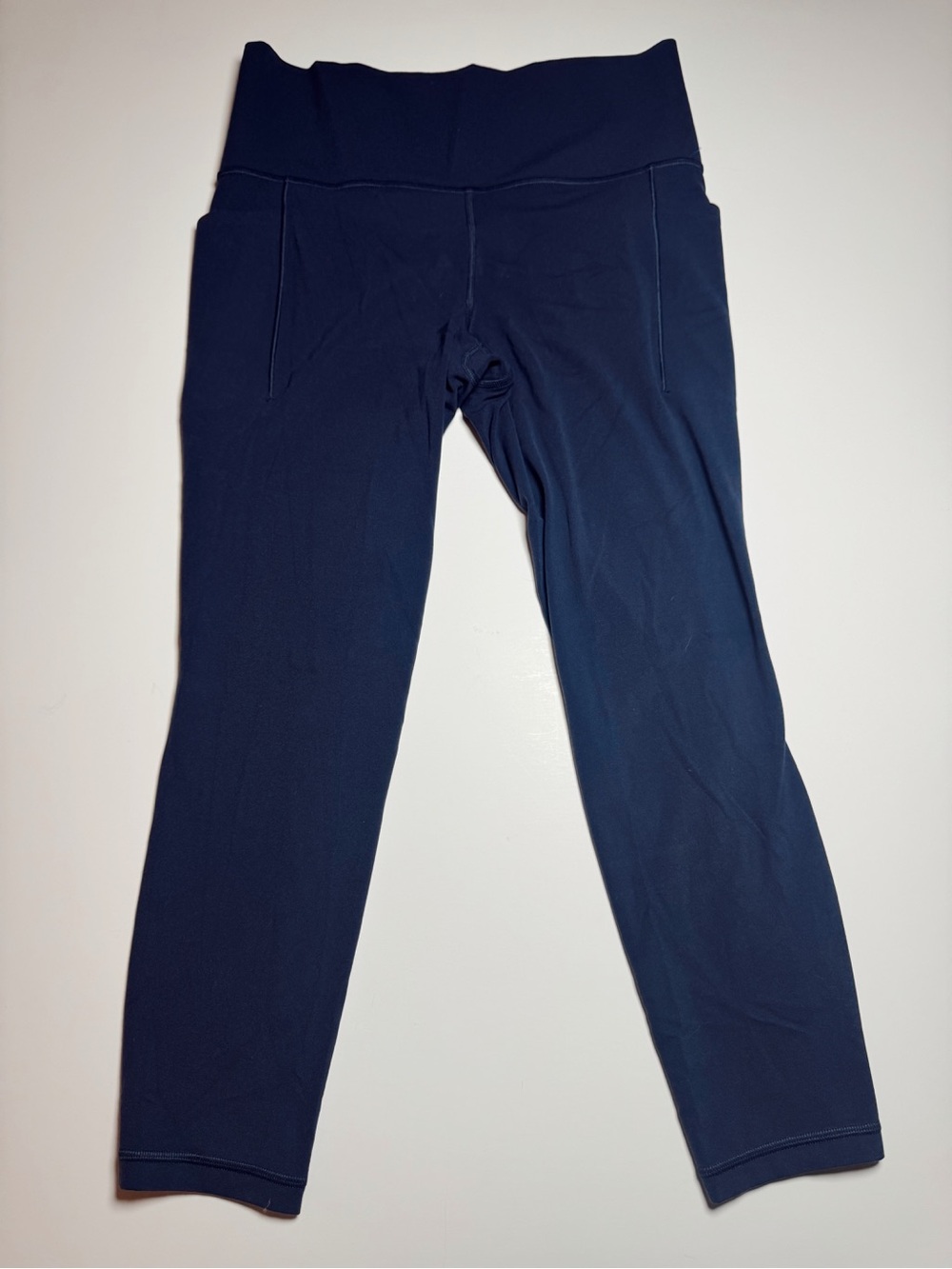 NWOT Athleta Navy High-Waist Leggings with Pockets! Size Medium! - Picture 2 of 6